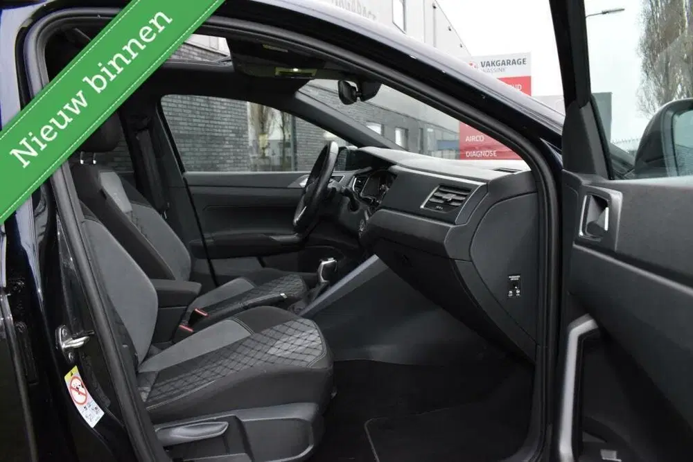 Volkswagen Taigo Turbo R-Line PANODAK uit 2023, foto 8