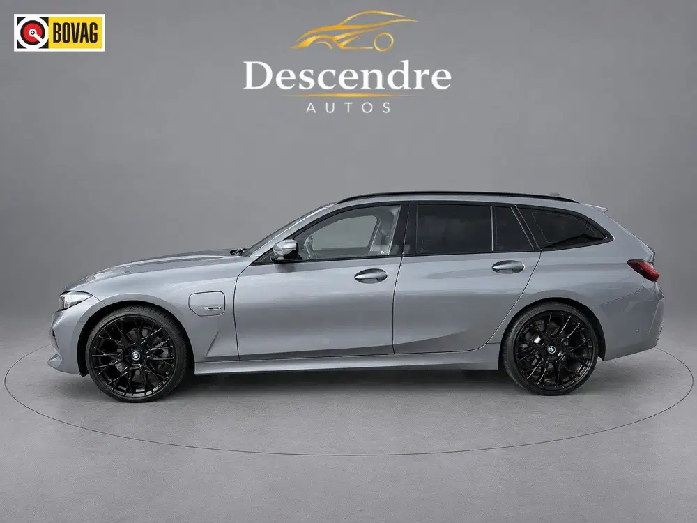 BMW 3-serie 3 Serie Touring 320e uit 2023, foto 3