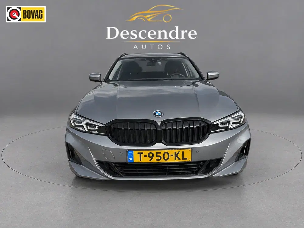 BMW 3-serie 3 Serie Touring 320e uit 2023, foto 8