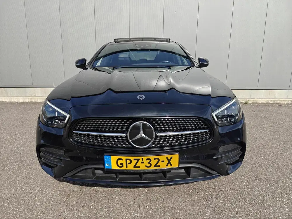 Mercedes-Benz E-Klasse Mercedes E-klasse 220 d AMG Line uit 2021, foto 3
