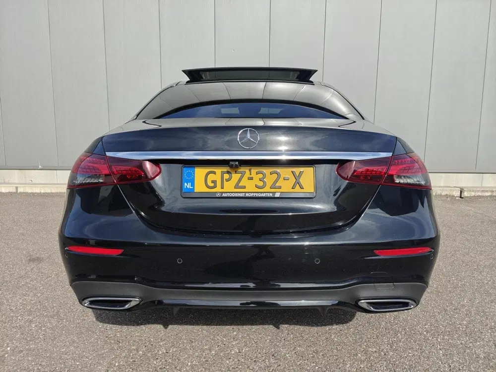 Mercedes-Benz E-Klasse Mercedes E-klasse 220 d AMG Line uit 2021, foto 5
