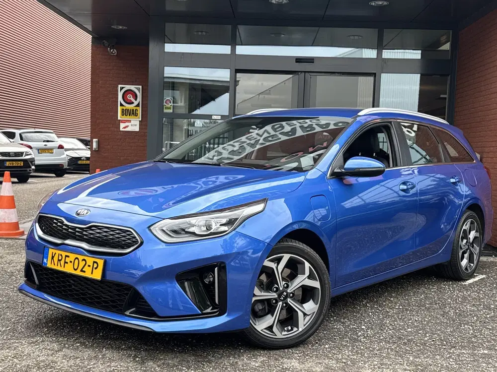 Kia Ceed 1.6 GDI PHEV DynamicPlusLine uit 2021, foto 2