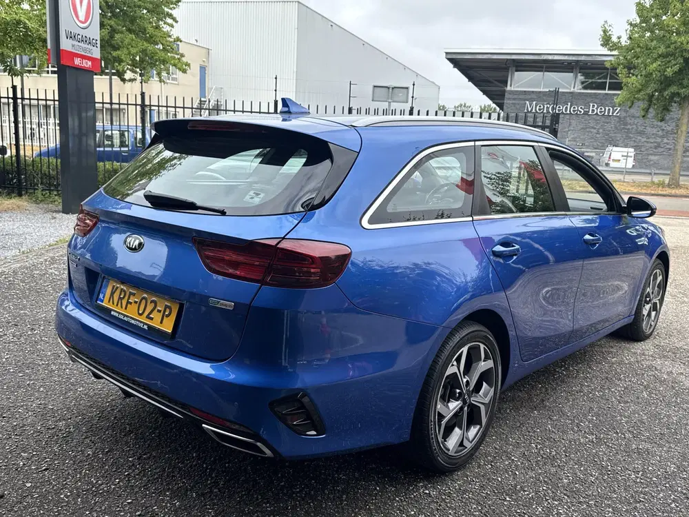 Kia Ceed 1.6 GDI PHEV DynamicPlusLine uit 2021, foto 5