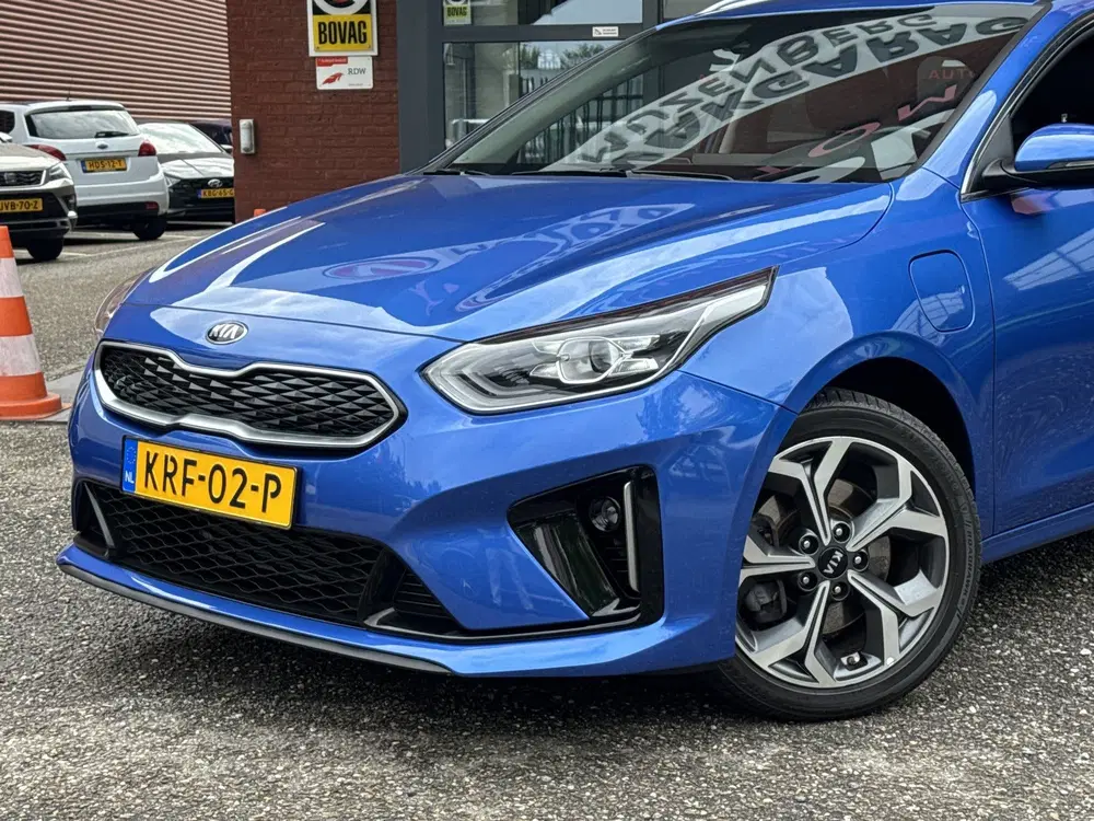 Kia Ceed 1.6 GDI PHEV DynamicPlusLine uit 2021, foto 8