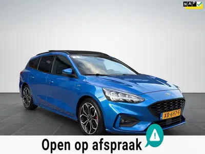 Ford Focus 1.0 EcoBoost ST Line Pano uit 2019