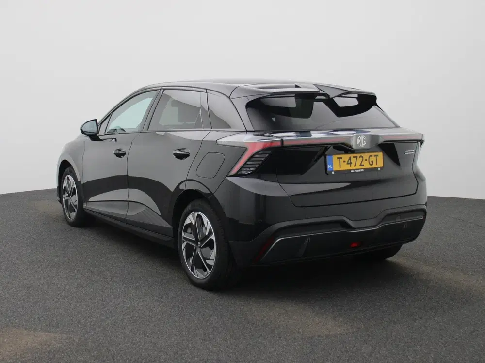 MG MG4 Long Range Luxury 64 kWh uit 2023, foto 2