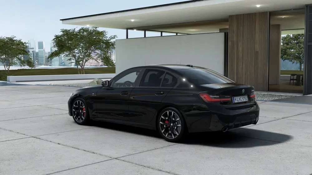 BMW 3-serie 330e M Sport Automaat uit 2026, foto 2