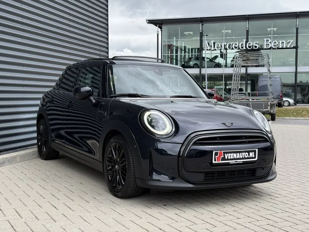 Mini Cooper 1.5 Cooper Yours Pano uit 2023, foto 3