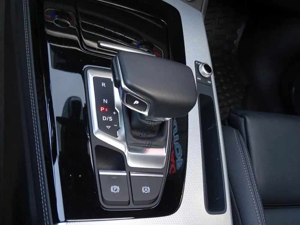 Audi Q5 TFSI e Quattro Apple carplay uit 2021, foto 7