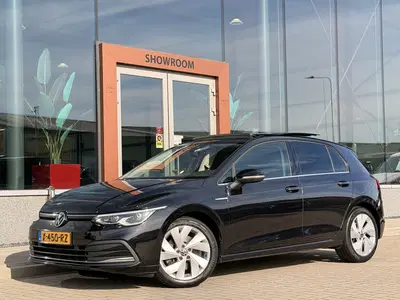 Volkswagen Golf 1.5 eTSI 1st. Edition 150PK uit 2020