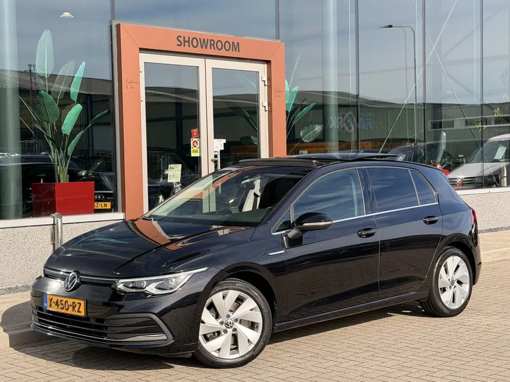 Volkswagen Golf 1.5 eTSI 1st. Edition 150PK uit 2020, foto 3