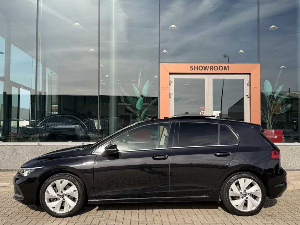 Volkswagen Golf 1.5 eTSI 1st. Edition 150PK uit 2020, foto 8