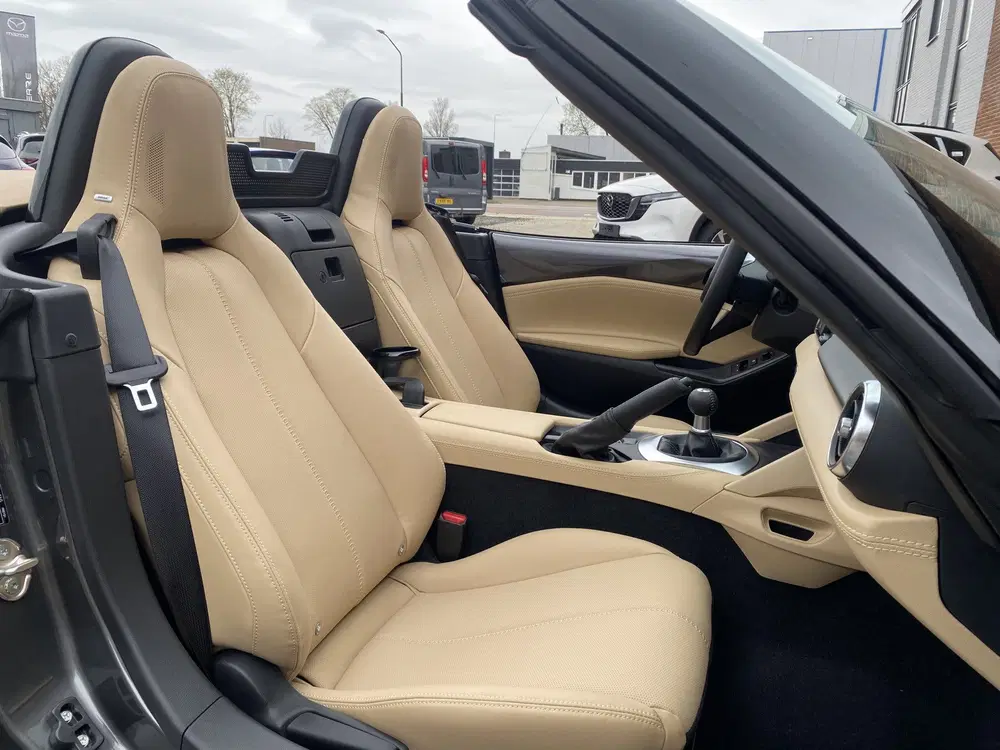 Mazda MX-5 1.5 SkyActiv-G 132 Kazari (bj 2026) uit 2026, foto 14