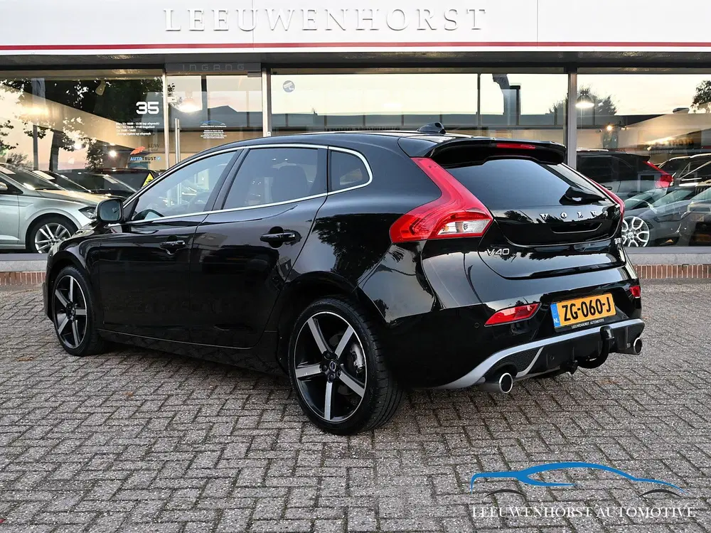 Volvo V40 1.5 T3 Polar+ Sport uit 2019, foto 4