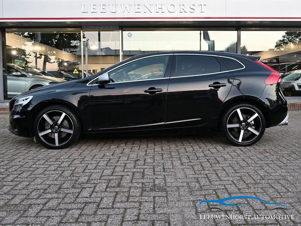 Volvo V40 1.5 T3 Polar+ Sport uit 2019, foto 5