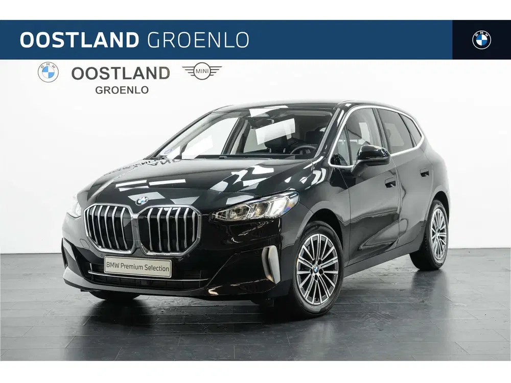 BMW 2-serie Active Tourer 218i Luxury Line Automaat uit 2023