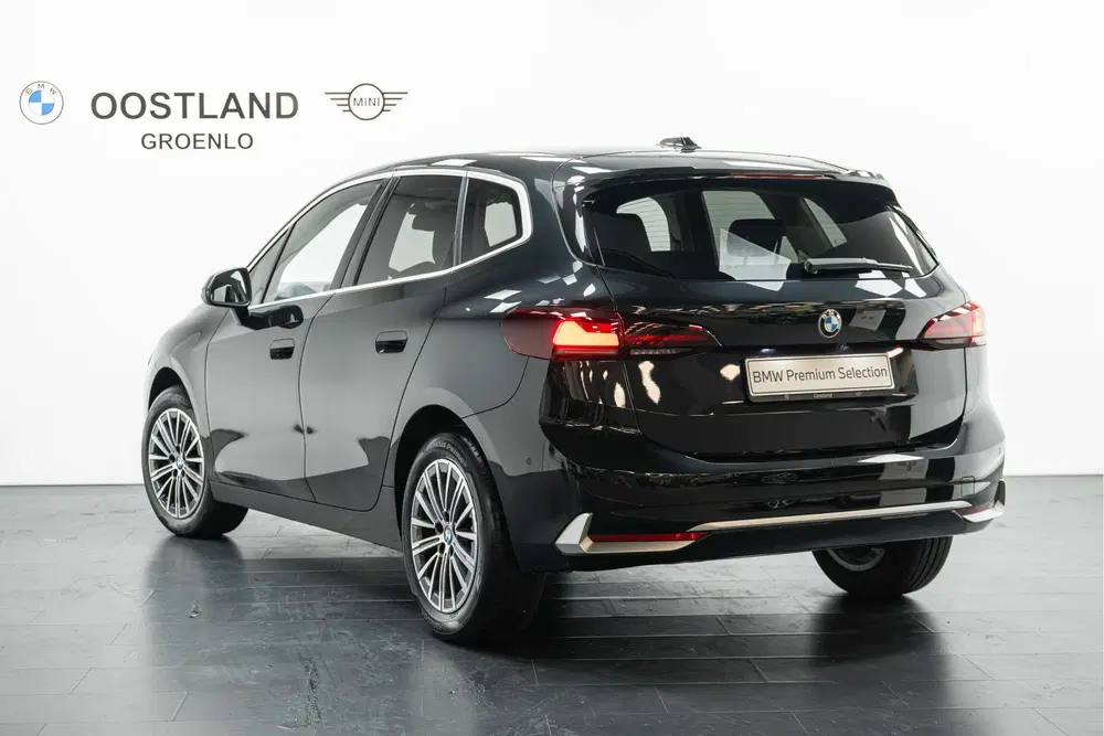 BMW 2-serie Active Tourer 218i Luxury Line Automaat uit 2023, foto 2
