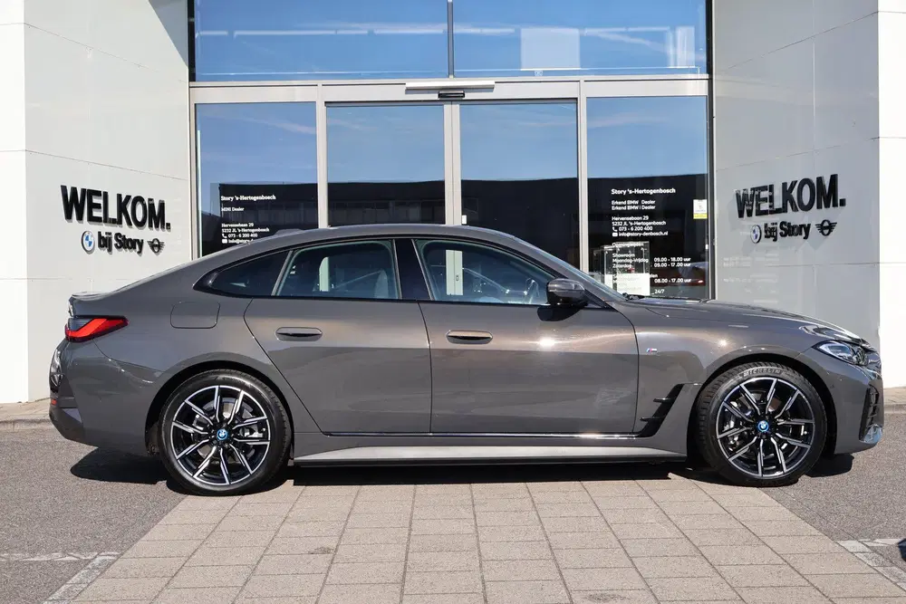 BMW i4 eDrive40 High Executive M Sport uit 2023, foto 10