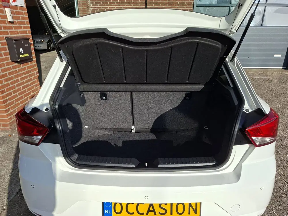 SEAT Ibiza 1.0 TSI Style uit 2020, foto 14