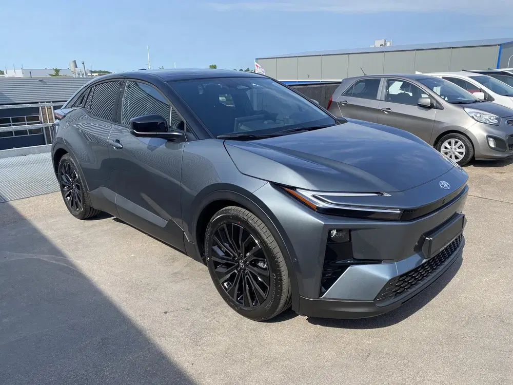 Toyota C-HR (WLTP) 507 km Executive AWD 77 uit 2026, foto 13