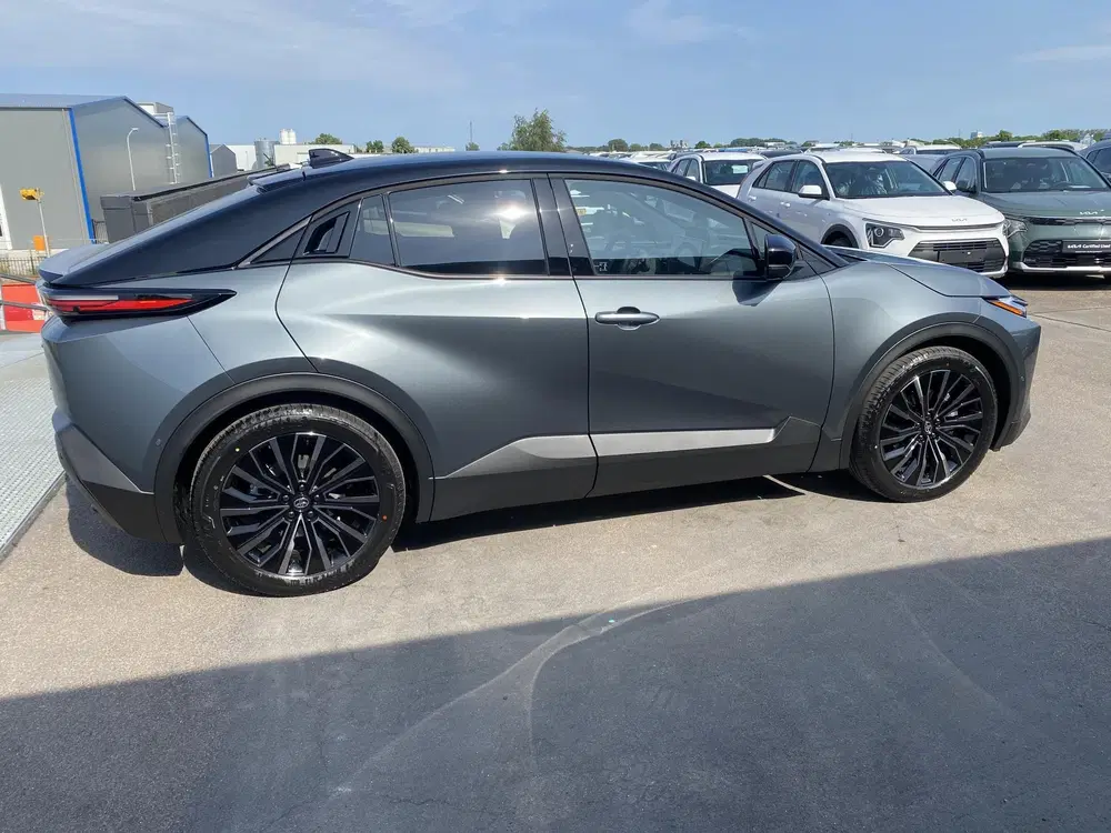 Toyota C-HR (WLTP) 507 km Executive AWD 77 uit 2026, foto 14