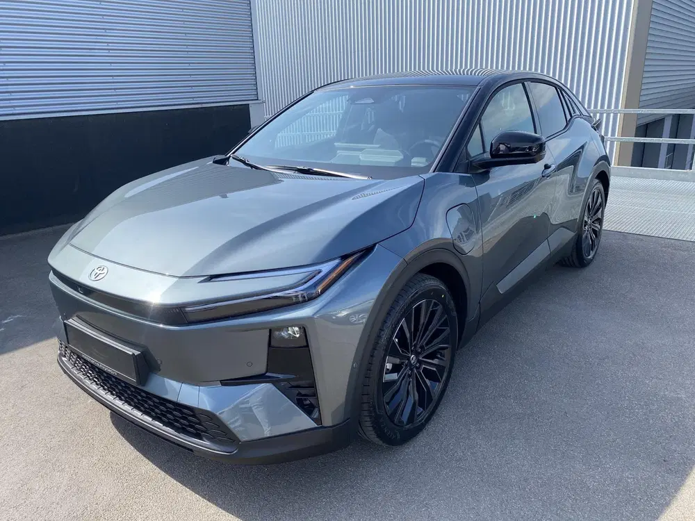Toyota C-HR (WLTP) 507 km Executive AWD 77 uit 2026, foto 3