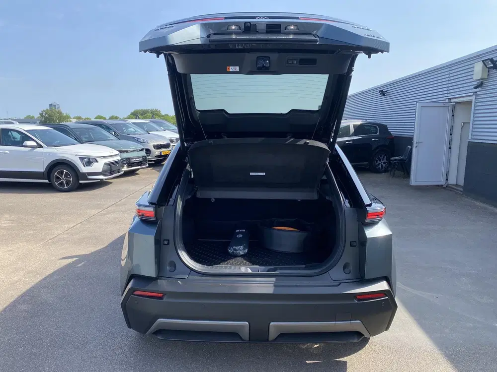 Toyota C-HR (WLTP) 507 km Executive AWD 77 uit 2026, foto 7