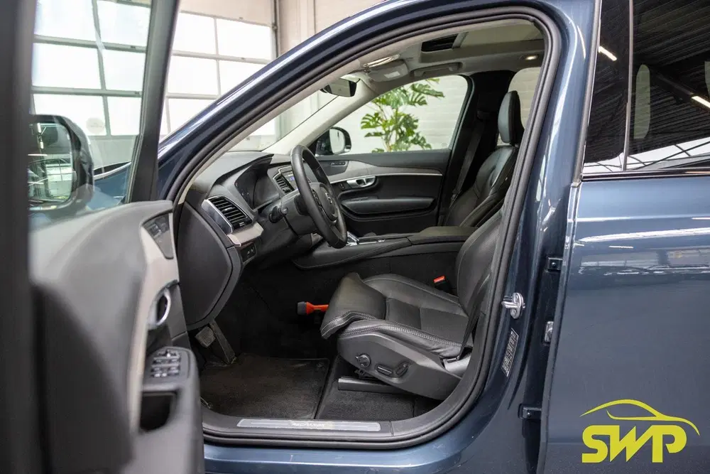 Volvo XC90 2.0 T8 Recharge AWD Ultimate Dark uit 2024, foto 2