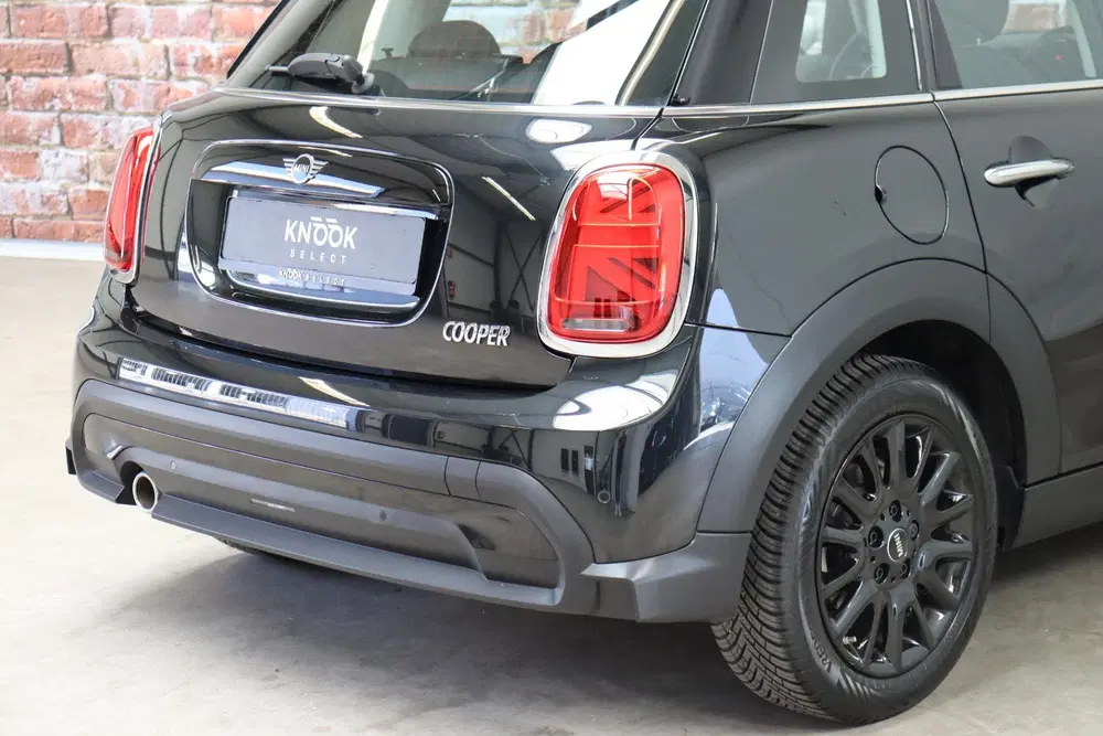 Mini Hatchback Cooper Camden Edition Automaat 5 deurs uit 2023, foto 5