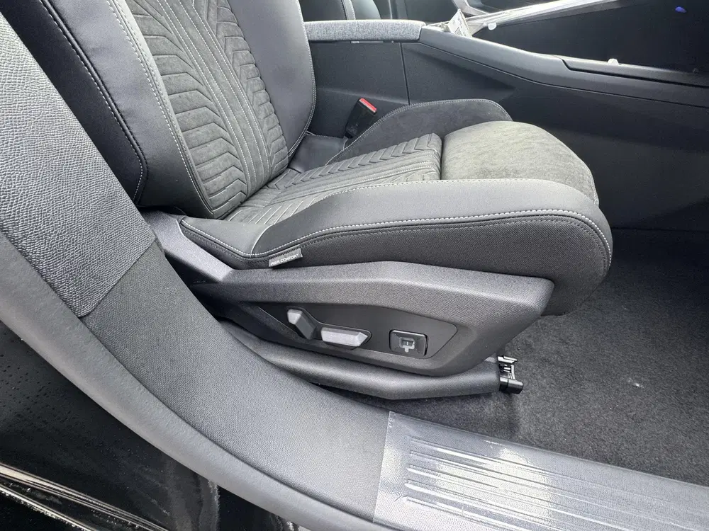 Peugeot 5008 GT Avantage 73 kWh 7p l UIT VOORRAAD NIEUW uit 2026, foto 15