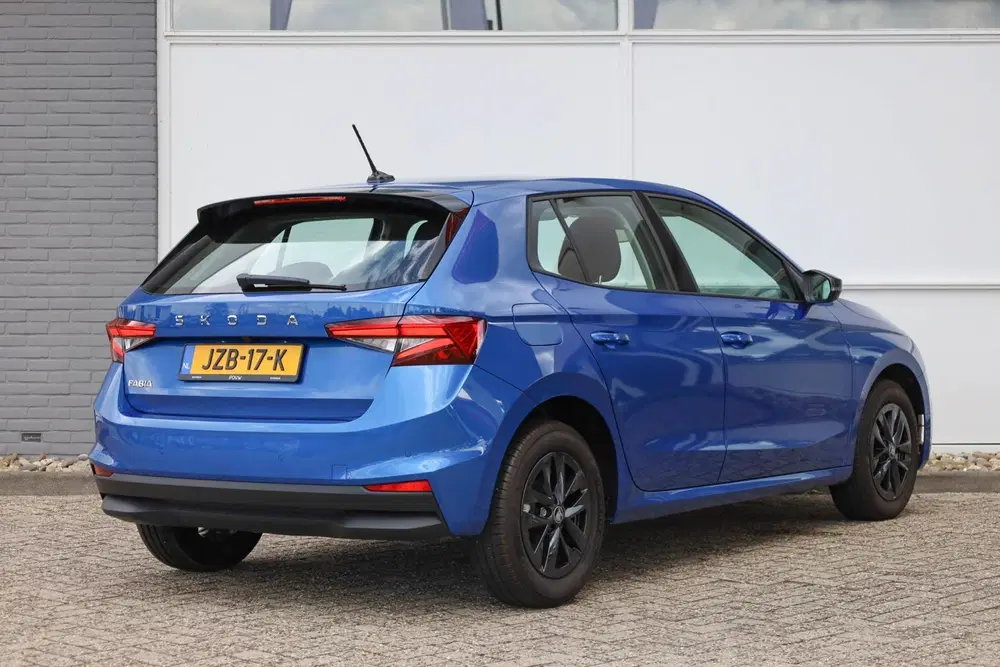 Skoda Fabia 1.0 TSI 95pk Business Edition uit 2025, foto 2