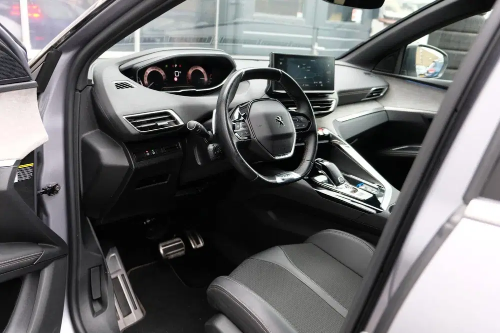 Peugeot 5008 63dkm uit 2022, foto 2