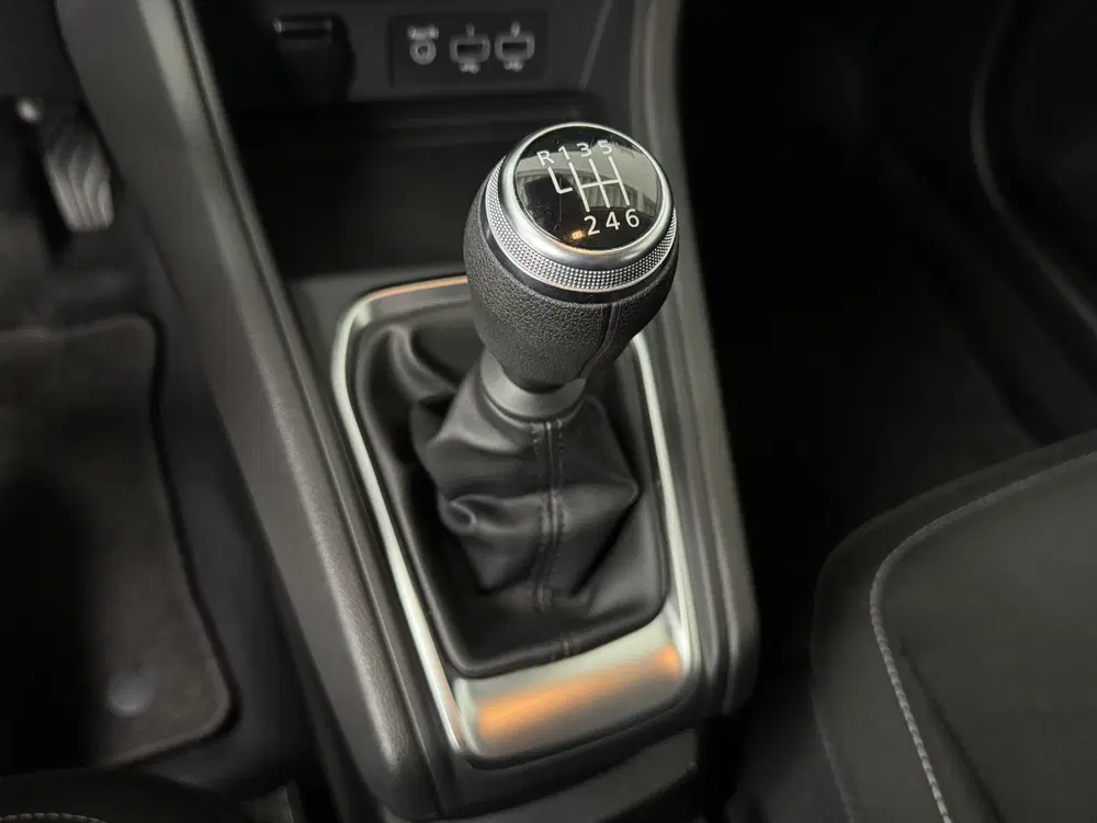 Renault Captur 1.0 TCe 90 Zen uit 2021, foto 15
