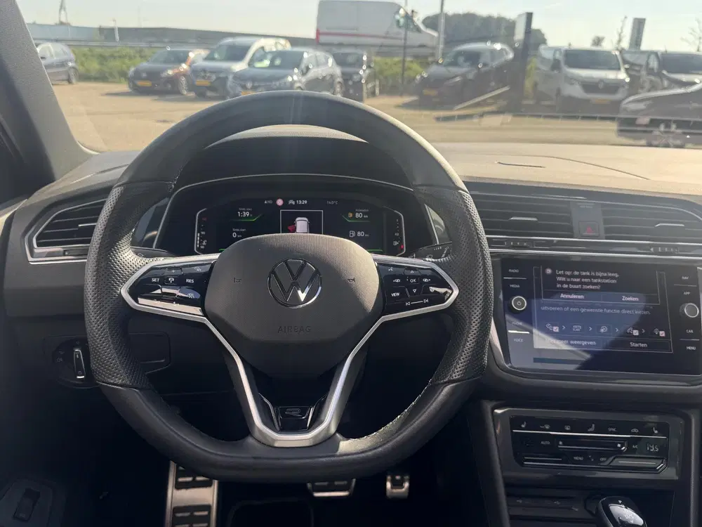 Volkswagen Tiguan 1.5 TSI R-Line Business uit 2023, foto 3