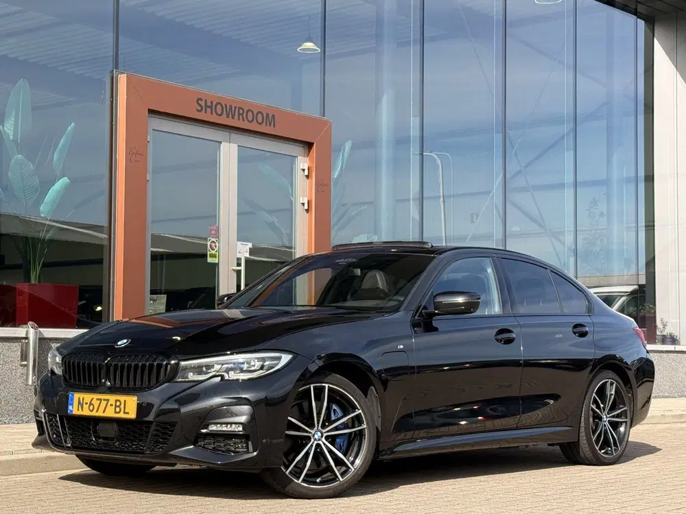 BMW 3-serie 330e M-Sport uit 2021