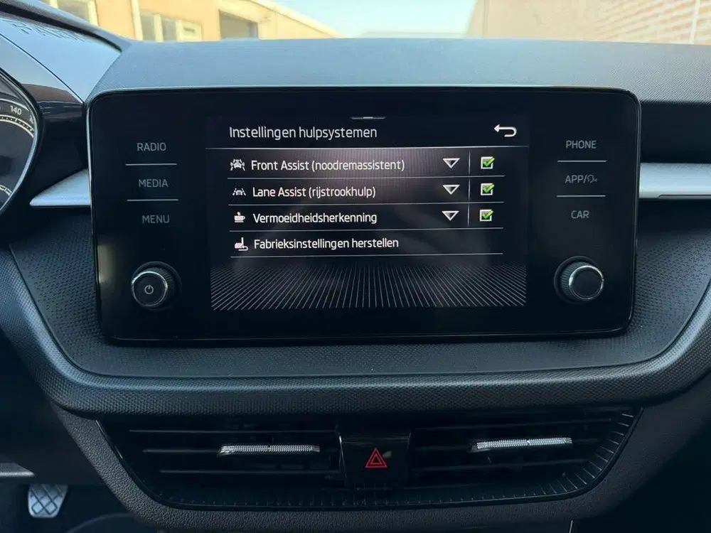 Skoda Fabia 1.0 TSI Business Edition Keyles Go+Entry S uit 2022, foto 12