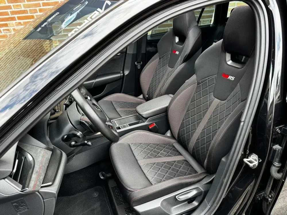 Skoda Octavia 2.0 TSI RS BOMVOLL KEYLESS PANO RIJHULPS uit 2020, foto 8