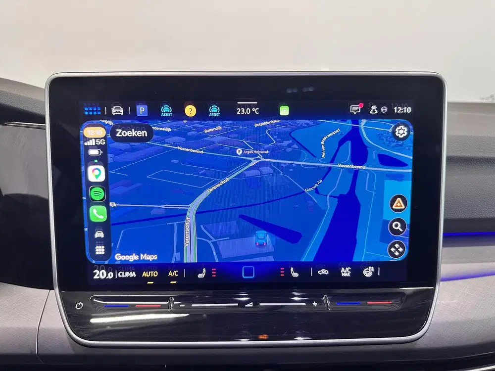 Volkswagen Golf 1.5 eTSI Life DSG Navigatie Apple Ca uit 2025, foto 11