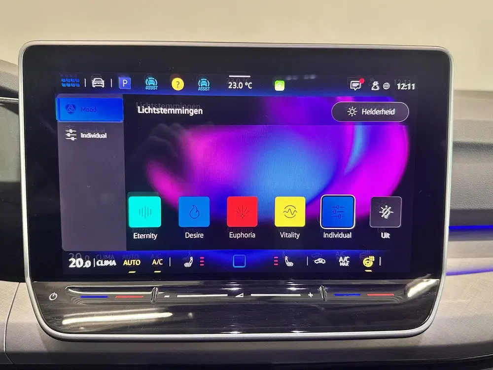 Volkswagen Golf 1.5 eTSI Life DSG Navigatie Apple Ca uit 2025, foto 13