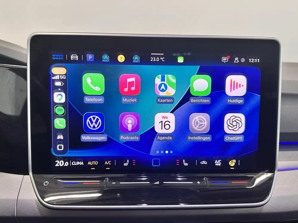 Volkswagen Golf 1.5 eTSI Life DSG Navigatie Apple Ca uit 2025, foto 14