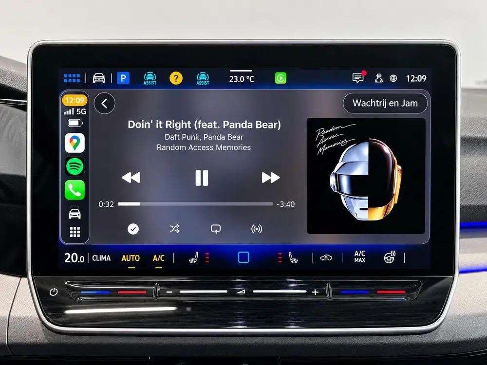 Volkswagen Golf 1.5 eTSI Life DSG Navigatie Apple Ca uit 2025, foto 15