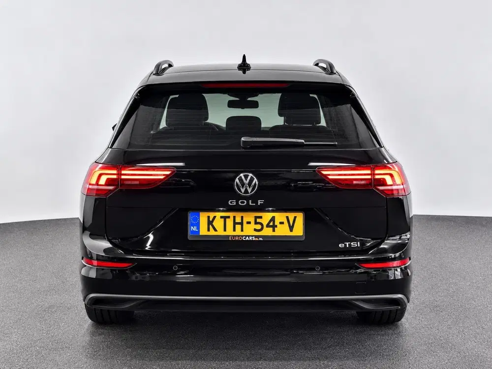 Volkswagen Golf 1.5 eTSI Life DSG Navigatie Apple Ca uit 2025, foto 7