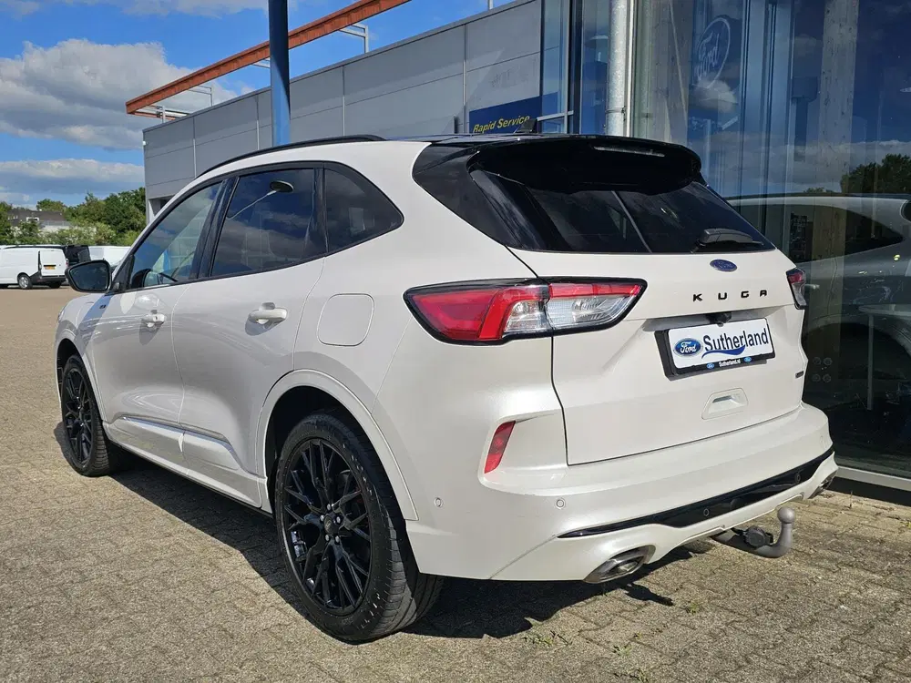 Ford Kuga 2.5 PHEV ST-Line X Black Pack uit 2023, foto 3