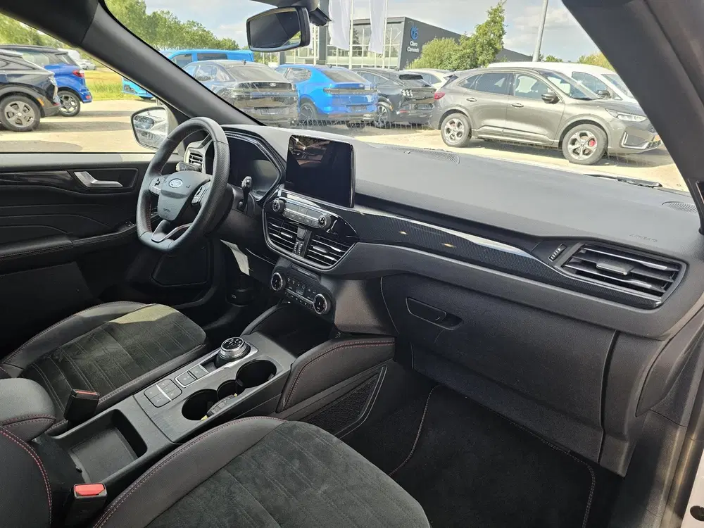 Ford Kuga 2.5 PHEV ST-Line X Black Pack uit 2023, foto 8