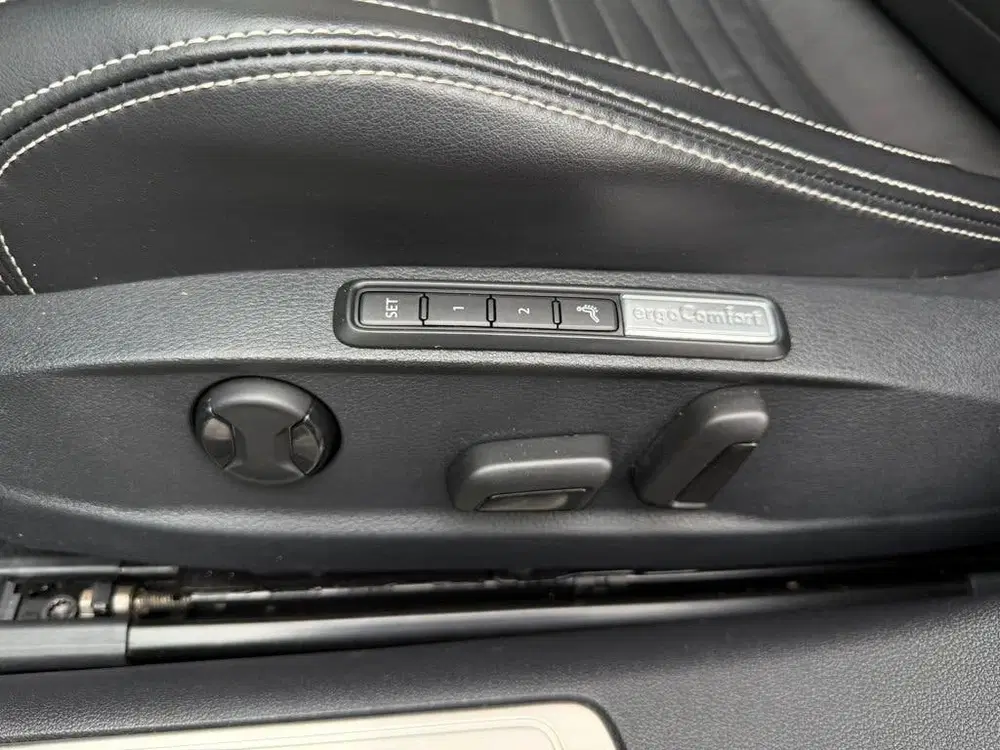 Volkswagen Passat 1.4 TSI PHEV GTE Business Panorama uit 2019, foto 14