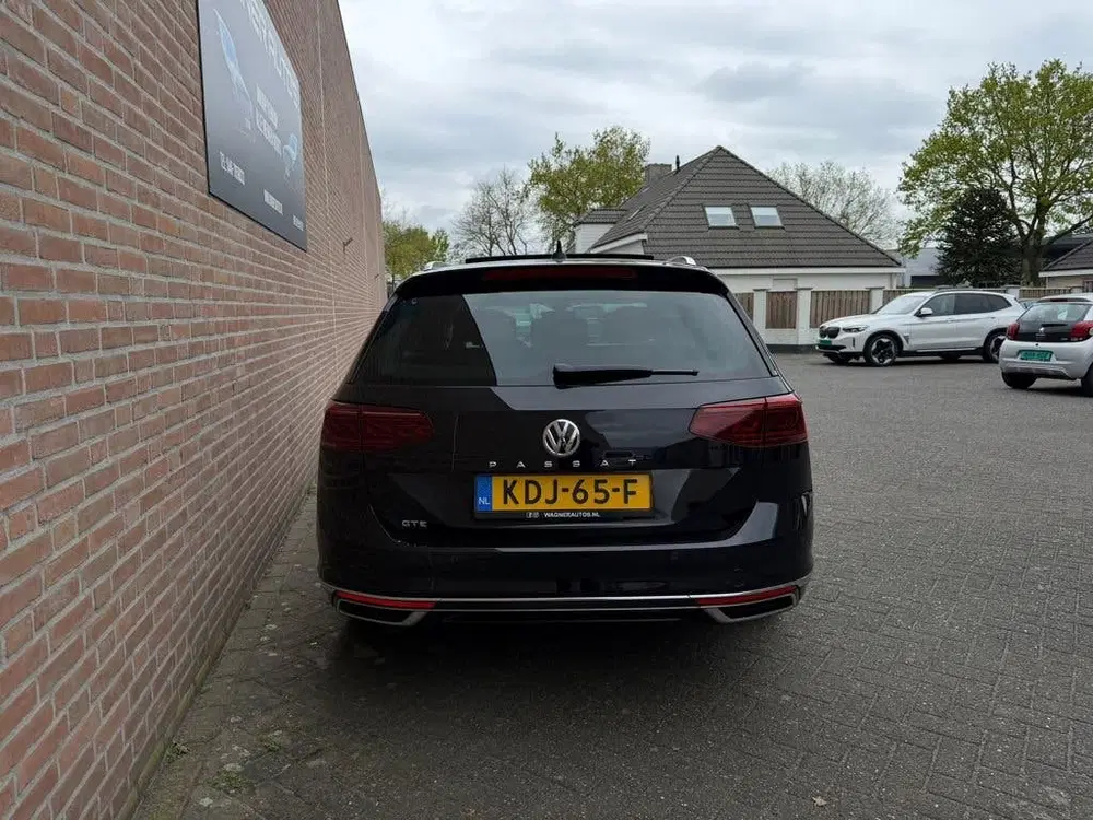 Volkswagen Passat 1.4 TSI PHEV GTE Business Panorama uit 2019, foto 5