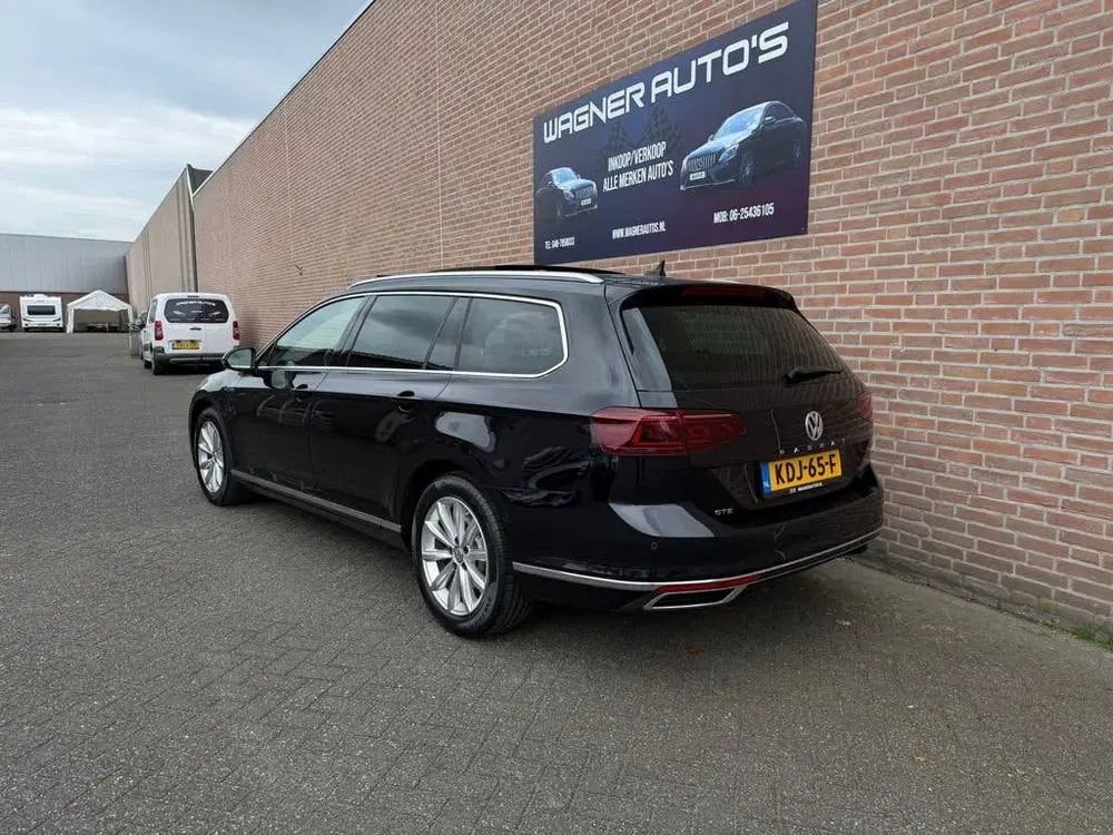 Volkswagen Passat 1.4 TSI PHEV GTE Business Panorama uit 2019, foto 6