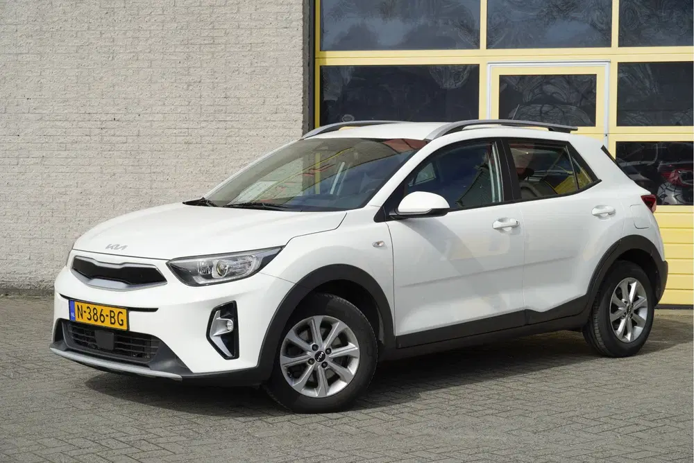 Kia Stonic 1.0 T-GDi MHEV DynamicLine BJ2021 Lmv 15" uit 2021, foto 2