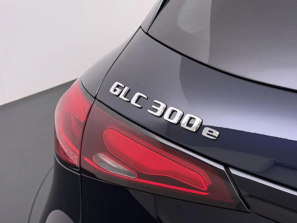 Mercedes-Benz GLC 300e 4Matic uit 2023, foto 3