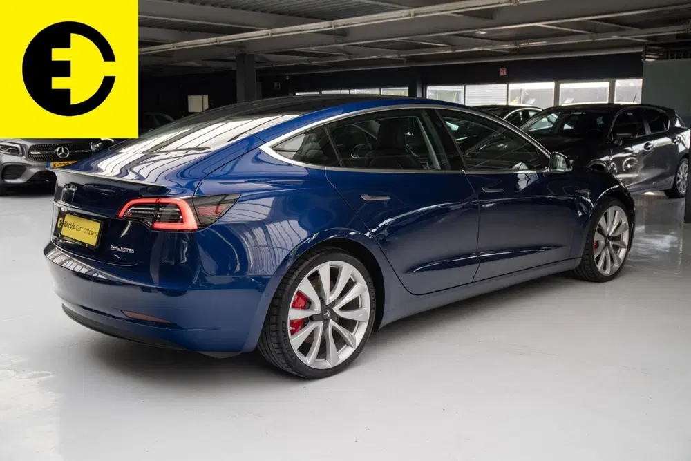 Tesla Model 3 Performance AWD 75 kWh uit 2019, foto 14